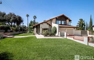 Main picture of 1494 W Olive Ave