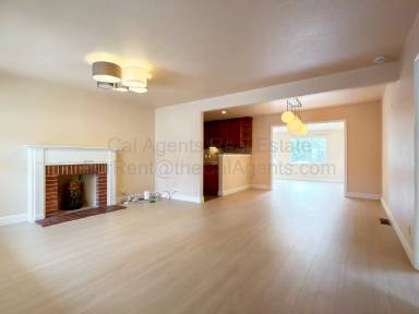 Main picture of 23940 Carmelita Dr