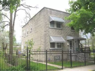 Main picture of 524 E 92nd St