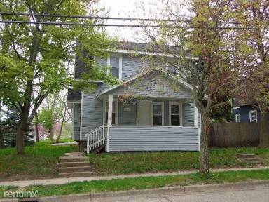 Main picture of 1203 W Lovell St