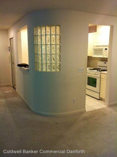 Main picture of 420 Bellevue Way SE