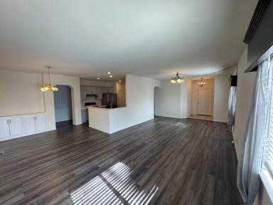 Main picture of 371 Calaway Ct