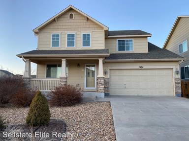 Main picture of 1934 Bucolo Ave