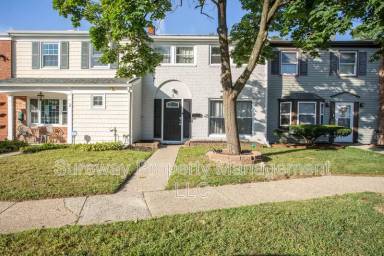 Main picture of 3 Radnor Ct