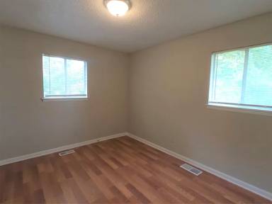 Main picture of 2838 Micmac Dr
