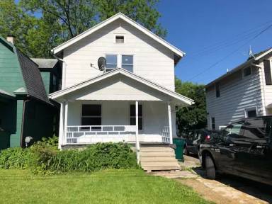 Main picture of 313 N Magnolia Ave