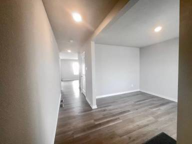 Main picture of 11619 Port Royal Dr