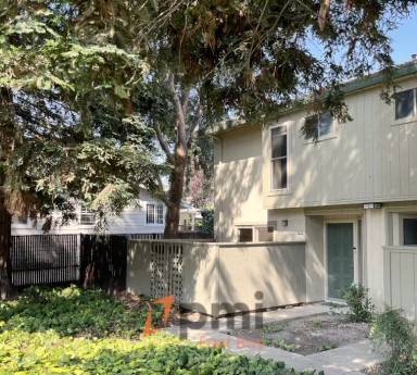 Main picture of 1716 Parkside Dr