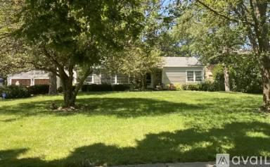 Main picture of 1216 Dartmouth Rd