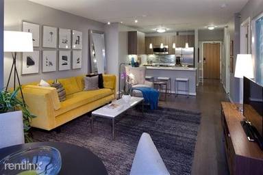 Main picture of 354 W Hubbard St