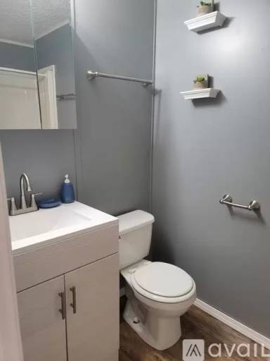Main picture of 7317 Pineview Dr