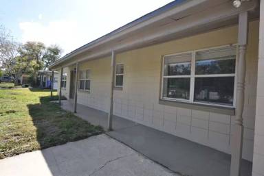 Main picture of 262 Abbott Ave