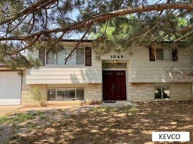 Main picture of 1049 Cypress Dr