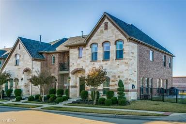 Main picture of 4295 Indian Run Dr