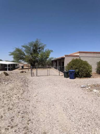 Main picture of 3711 S Bobby Dr