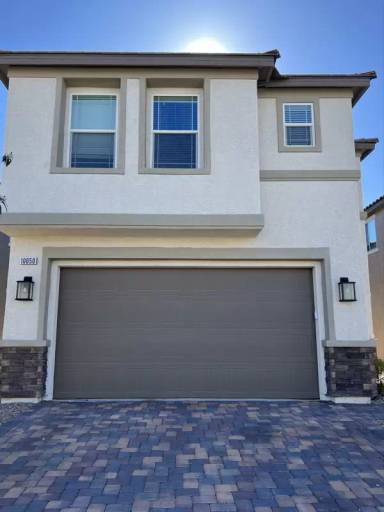Main picture of 10050 Bismuth St