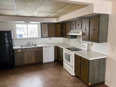 Main picture of 916 Mount Jackson Rd