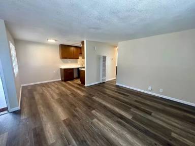Main picture of 1566 167th Ave