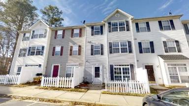 Main picture of 2920 Barrymore St