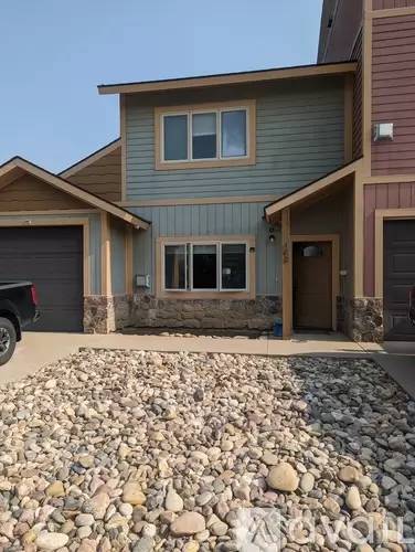 Main picture of 182 S 6th St