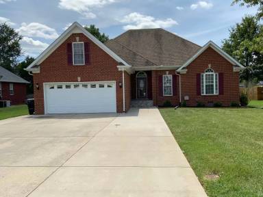Main picture of 4647 Hammock Dr