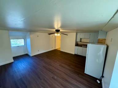 Main picture of 38 Monroe Rd