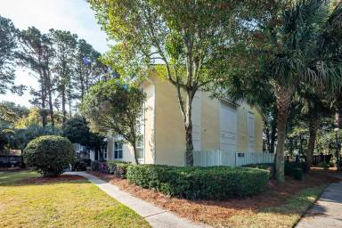 Main picture of 333 W Coleman Blvd