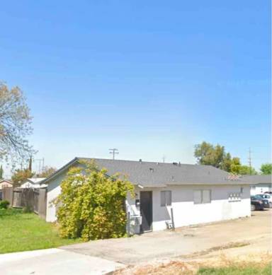 Main picture of 1774 Woodland Dr