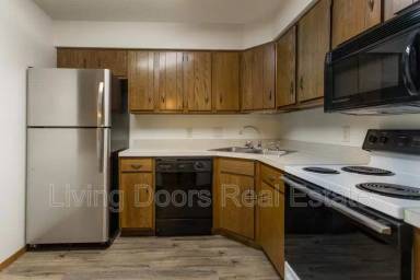Main picture of Lincoln Park Apartments