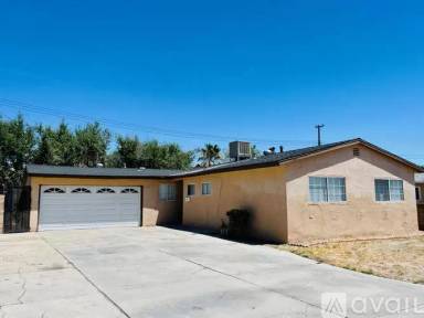 Main picture of 1539 W Avenue H8
