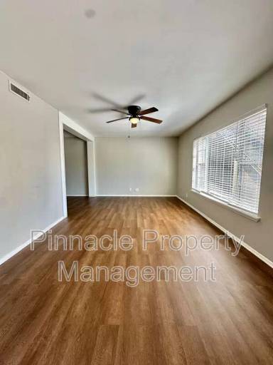 Main picture of 1425 Austin St