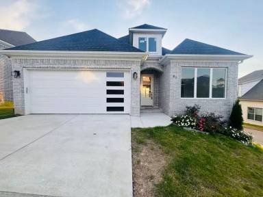 Main picture of 87 Tournay Cir