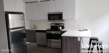 Main picture of 940 Winona