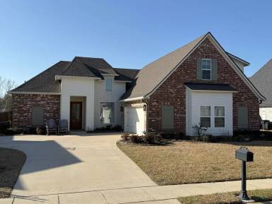 Main picture of 2943 Paradise Dr