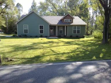 Main picture of 1135 E Broad St