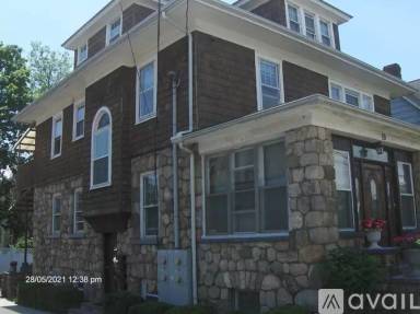 Main picture of 19 5th St