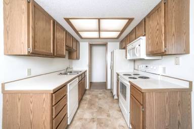 Main picture of 2809 W 33rd St