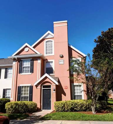 Main picture of 8933 Lee Vista Blvd