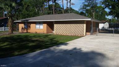 Main picture of 633 Halsey St
