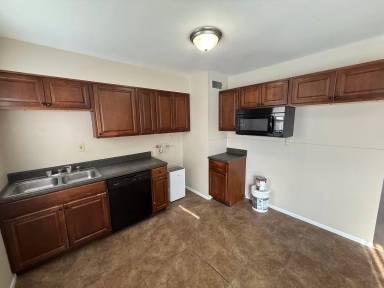 Main picture of 109 Meadowood Rd