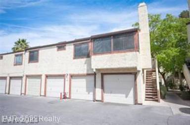 Main picture of 5021 Spencer St