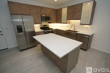 Main picture of 1119 Poinsettia Dr