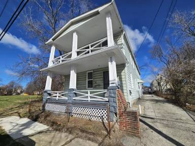 Main picture of 8023 Kosciuszko Ave