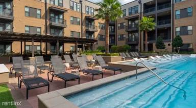 Main picture of Pearl Midlane River Oaks