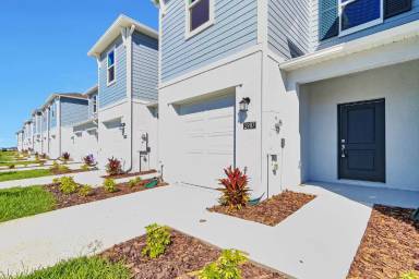 Main picture of 2987 Maloof Dr