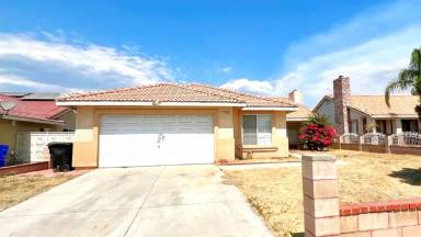 Main picture of 15066 Holly Dr