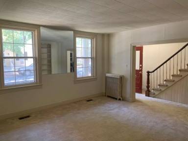 Main picture of 304 S Pine St