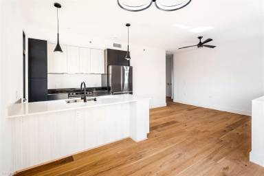 Main picture of The Coachman