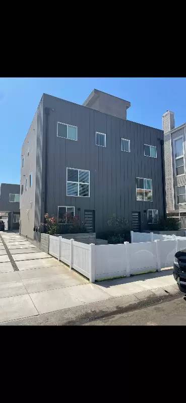 Main picture of 6756 W 86th Pl