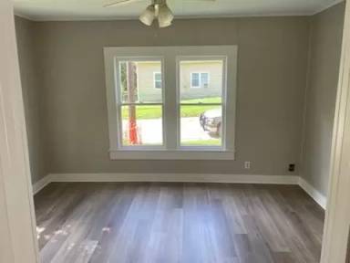 Main picture of 403 W Kolstad St